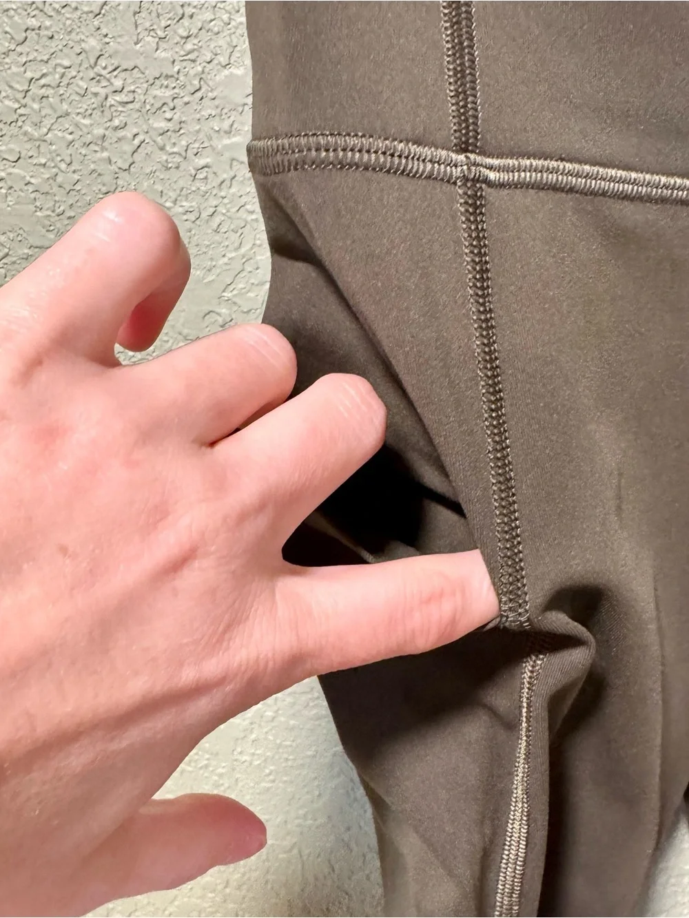 lululemon olive green pocket leggings size 2